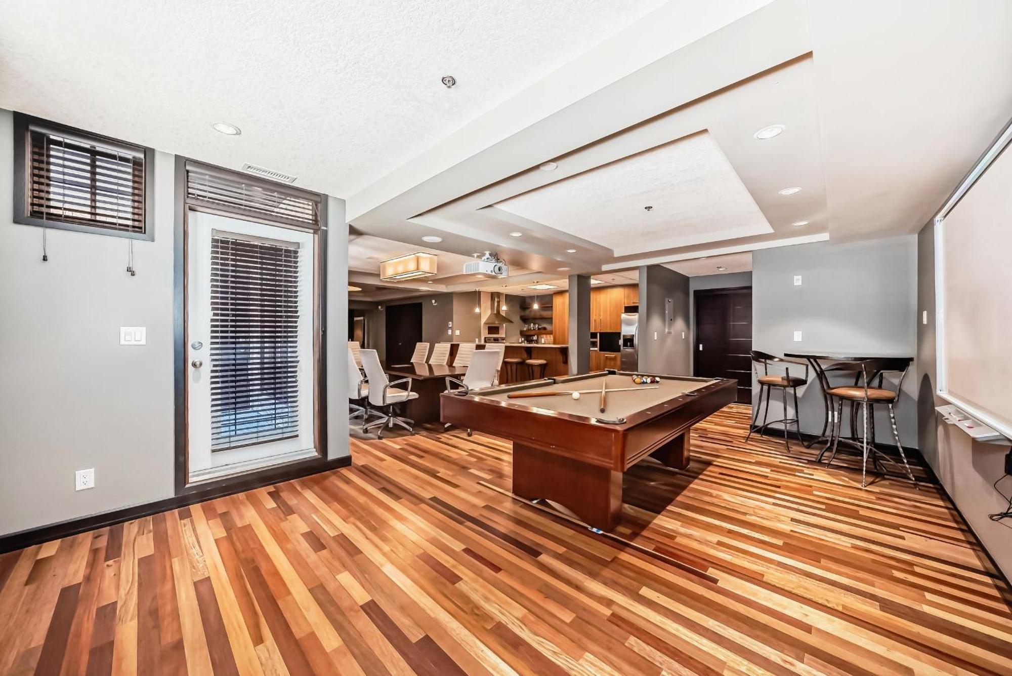 Copper Point Resort Invermere Bagian luar foto