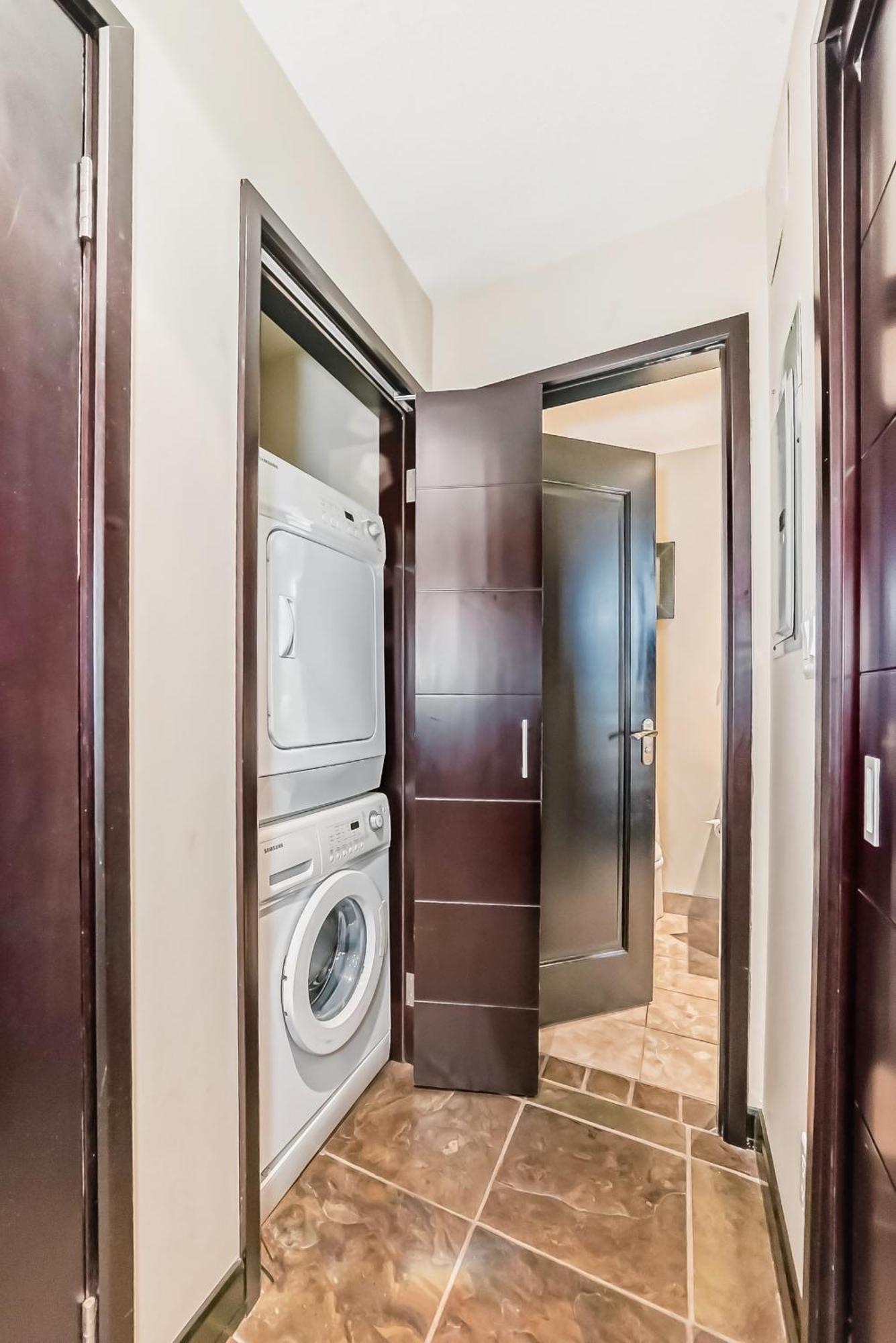 Copper Point Resort Invermere Bagian luar foto